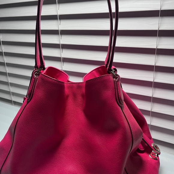 Coach Pebbled Leather Tote / Shoulder Bag | Raspberry Pink | Retail - Picture 10 of 11